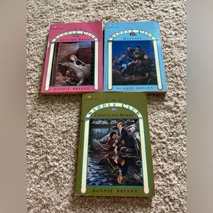 📚Saddle Club Books 30-32